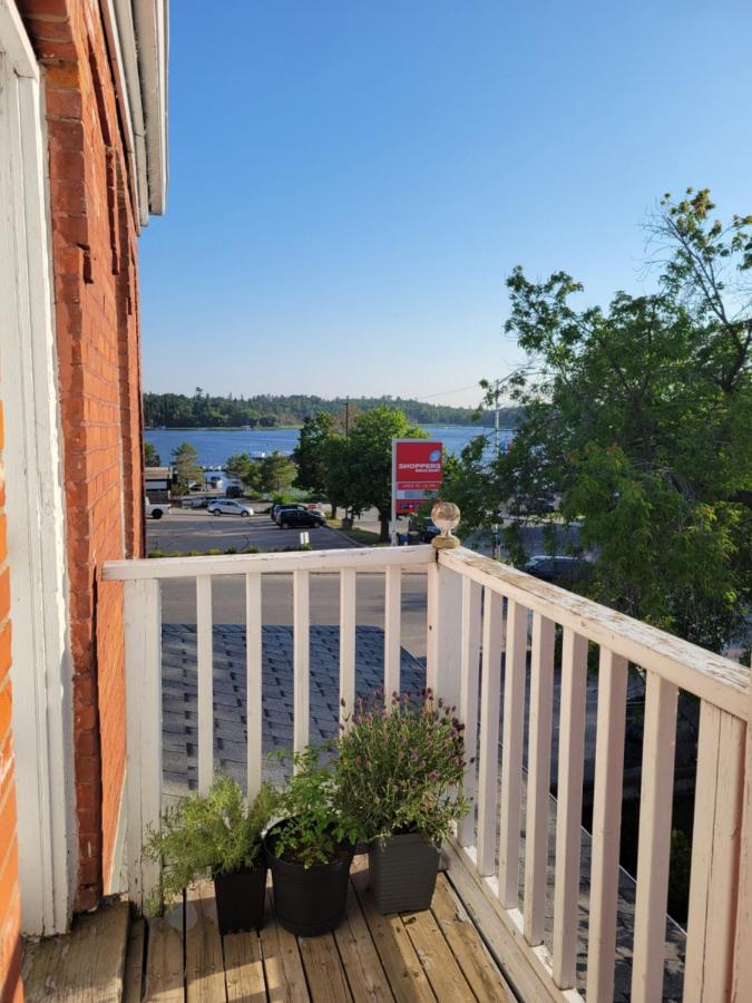 Ferienwohnung Stone House Kenora Exterior foto