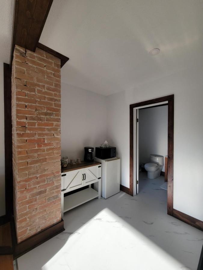 Ferienwohnung Stone House Kenora Exterior foto