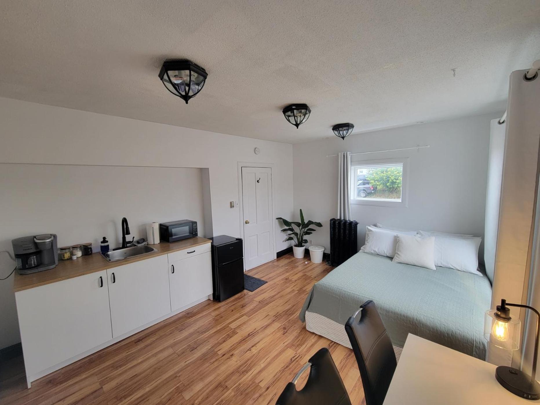 Ferienwohnung Stone House Kenora Exterior foto
